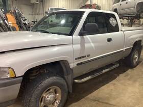 3589027 Dodge Used Wheel Cap Fits 2000 2500 Pickup Grade A