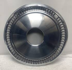 4089170 Dodge Single 1980 - 1985 Truck Ram Charger Trail Duster 15 Inch 4x4 Front Hubcap