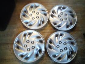 4472430 Dodge 1992/95 Daytona Spirit Shadow Neon 14 Inch Hubcap Wheel Cover Lot Of 4