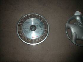570-00441 Dodge 83 84 85 Reliant Wheel Cover 44 Slot Type