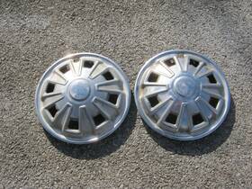 57519 Dodge Genuine 1973 Colt 13 Inch Hubcaps Wheel Covers