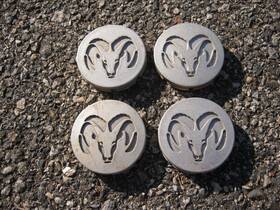 5dd62-39699 Dodge 2001 2002 Stratus Silver Alloy Wheel Center Caps Hubcaps 5dd62 39699