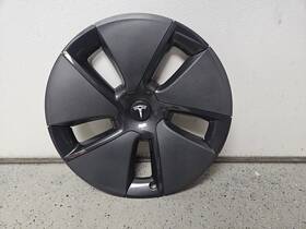 1044271-00-c Factory Oem 2021-2023 Tesla Model 3 Aero 18 Inch Hubcap Hub Cap Wheel Cover Used