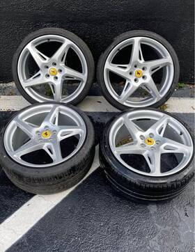 274882 Ferrari 20 Inch Ff 458 Factory Oem Genuine Wheels Rims And Caps Silver Stagger