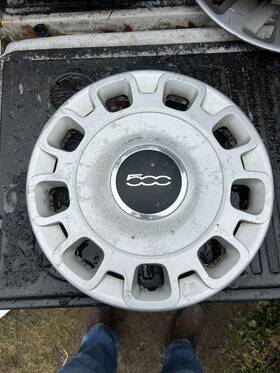57579 Fiat Scratches 13 14 15 16 17 18 500 15ftft Wheel Cover Hub Cap Oem Used
