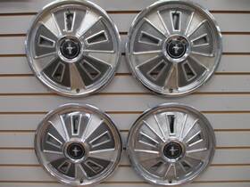 570-997 Fomoco 1966 Ford Mustang Wheelcover Wheel Covers Hubcaps Oem Set 66 997