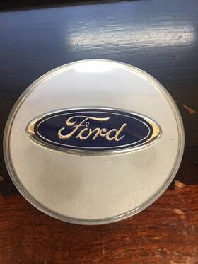 1137-1141 Ford Preowned Blue Oval Flat Wheel Cover 4 1/8ftft Insert 1137 1141