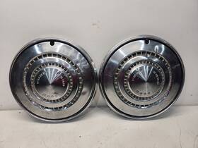 570-00708 Ford 1973-76 Passenger Ltd Wheel Cover-15 Inch Aluminum/hole Type Pair Dents
