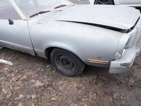 570-00741 Ford Wheel Cover Hubcap 98 Slots Fits 75-78 Mustang 1324280
