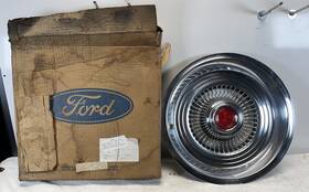 Ford 75 76 77 737 Single Nos 1975-78 Granada Mercury Comet 14 Inch Hubcap Wheel Covers