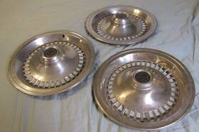 76hctb Ford Oem 77 78 79 Thunderbird T Bird 16 Inch Wheel Cover Hub Cap Set Of 3