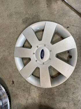 7e5c-113u-a Ford Wheel Cover Hubcap 16 Inch 7 Spoke Painted Fits 06-09 Fusion