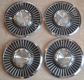 B8a-1130-a Ford 1958 Fairlane And Thunderbird Turbine Hubcaps X4 Oem Set Of 14 Inch Wheel Covers