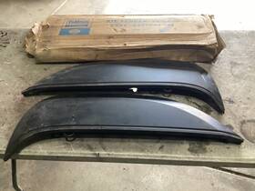 C5az-6227964-b Ford Nos 1965 Galaxie Fender Skirts Pair Priced To Sell