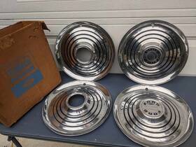 C6ta-1130 Ford Original 1966 Bronco Hubcaps Wheel Covers With Box