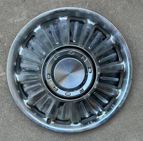 C70z1130b Ford Vintage Oem Single 14 Inch Hub Cap Wheel Cover 1967 Fairlane