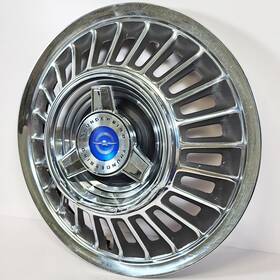 C7zz130d Ford One 1967 Thunderbird # 632 15 Inch Spinner Hubcap / Wheel Cover Used