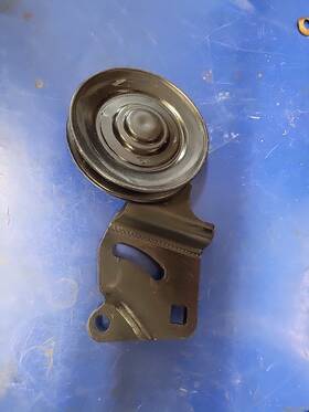 D0az-8678-c Ford 1968 - 1985 Ac Idler Pulley V8 Cars Trucks Mustang Torino Galaxie Ltd