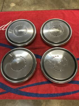 D0zz-1130-h Ford Nos 1970 Boss 302 Mustang Torino Dog Dish Hubcaps