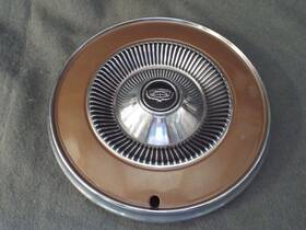 D2oz-113o Ford 14 Inch Wheel Cover 1972 1973 1974 1975 1976 Maverick/torino Ranchero 72 73 74