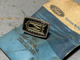 D7my-3649-a Ford Nos 1975 - 1979 Torino Ltd Granada Mustang Cougar Steering Wheel Emblem