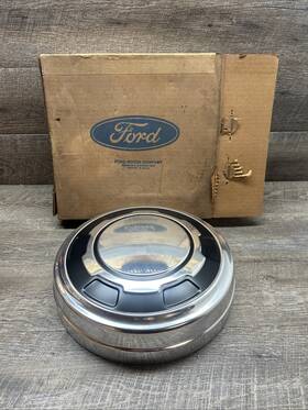 D8ta-1130-aa Ford E4ta-1130-aa 1 78-84 F250 Truck Front Or Rear Hubcap Oem E4ta And
