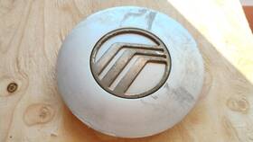 E64c-1a096-aa Ford Oem 6 1/8 Inch Center Hub Cap E64c1a096aa 1988-94 Mercury Topaz Sable Cc2