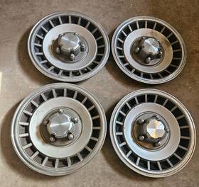 F0ta-1130-ga Ford 1979 - 1996 1/2 Ton Truck F150 Pickup Bronco 15 Inch Hubcap Wheel Covers Set Oe