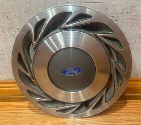 F2ua-1130-fa Ford F2ua-1130-pa E-150 Van Econoline 1992-1995 Hub Caps