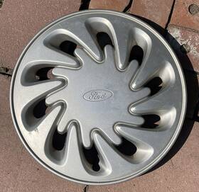 F78a-1130-ab Ford F78a-1180-ab 1996/1999 Windstar Full Sized Hubcap Wheel Cover 15 Inch Oem