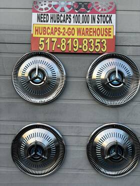 Ford M-7 O-12 1964 Fairlane 500 Sports Coupe Spinner 4 Hubcaps Deluxe Beautiful 14 Inch V-8