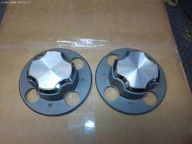 E1zc-1a096-aa Ford--mercury Wheel Center Cap Pair Ford-mercury Capri-cougar Hubcap Like New