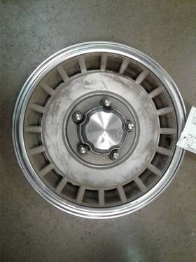 570-00784 Ford Truck Wheel Cover Hubcap 20 Depressions Fits 79-96 F150 Pickup 7731