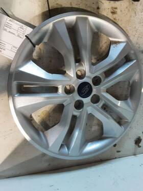 570-07072 Ford Truck Wheel Cover Hubcap 10 Spoke Fits 20-21 Escape 3136071