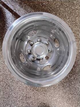 570.fd8f16 Ford Truck E450sd 2016 Wheel Cover Hubcap 1620355