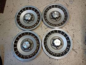 E7tz-1130-ga Ford Truck F150 E150 Bronco Ranger 15 Inch Wheel Rims Caps Covers Hubcaps 1979-91 2wd Oem