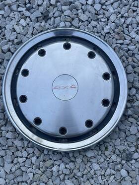 3182-3174 General Motors 1 Suburban Blazer 15 Inch Jimmy 4x4 Hubcaps Rim Wheel Cover Hub Cap 88-91