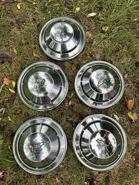 3916434 General Motors 1968-1970 Chevrolet Chevelle Camaro Bowtie Dog Dish Poverty Hubcaps Copo