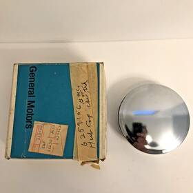 6259156 General Motors Nos 73 74 75 76 77 K-1 Truck Blazer 4x4 Front Wheel Grease Hub Cap Gm