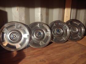 986458 General Motors Nos Oem Gm 1967 Chevelle Wheel Covers Hub Caps 14 Inch Set Chevrolet Chevy