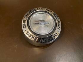 552269 General Motors Gm Chevy Oem Chevrolet Motor Division Disc Brakes Center Cap Wheel Cover 3 3/8 Inch Hubcap
