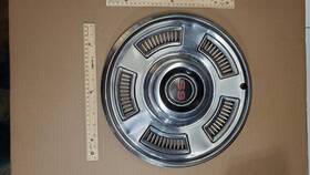 3893342 Gm Oem Single 14 Inch Hub Cap Wheel Cover 1967 Chevrolet Chevelle Ss