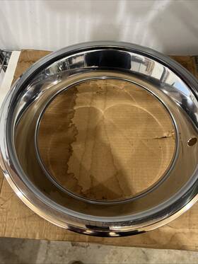 419269 Gm Nos Wheel Trim Ring