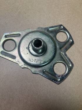 Ni-7375 Gm Chevy Olds Front Wheel Drive 13 Inch Wire Hubcap Lock Bracket Oem