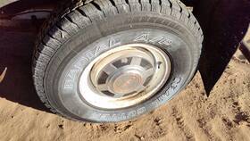 00349095 Gm Trucks 1976-1991 Gmc Sierra C3500 Hub Cap Wheel Cover Oem