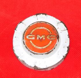 2415718 Gmc 1962 1963 1/2 Ton Truck Dog Dish Poverty Cap Hub 10.5 Inch Nub Wheel