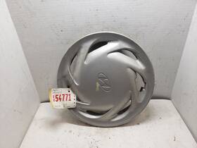 570-55513 Hyundai Wheel Cover Hubcap 7 Spoke 13 Inch Without Indented Center Fits 92 Excel 59389