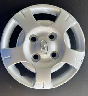 570-55543 Hyundai Wheel Cover Hubcap 5 Spoke Fits 99 Accent