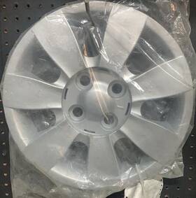 570-55559 Hyundai Wheel Cover Hubcap 14 Inch 7 Spoke Hidden Lugs Fits 06-08 Accent
