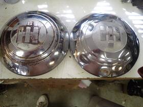 International 2 1940s 1950s Harvester Hubcaps Travelall Pickup Ih 10 Inch Diameter